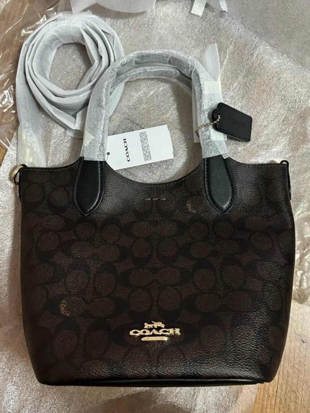 COACH Hanna Bucket Bag - New with Tags